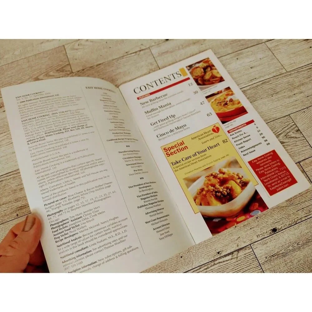 Easy Home Cooking Quick & Simple‎ Recipes Cookbook Booklet 2006 Vtg